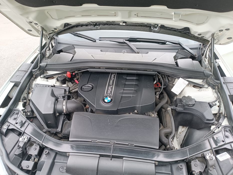 BMW X1 318d stan bardzo dobry