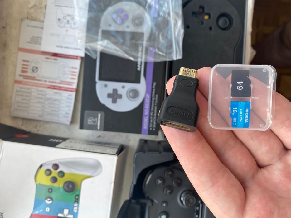 Продам ігрову портативну консоль ANBERNIC RG353P