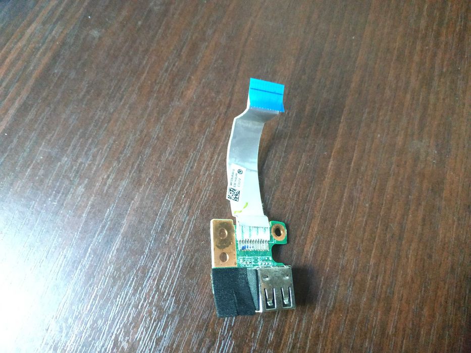 ноутбук HP Pavilion g6(продается разъем питания ноутбука )
