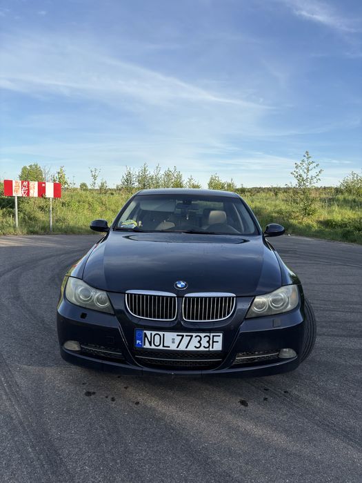 BMW E90 330I 258KM