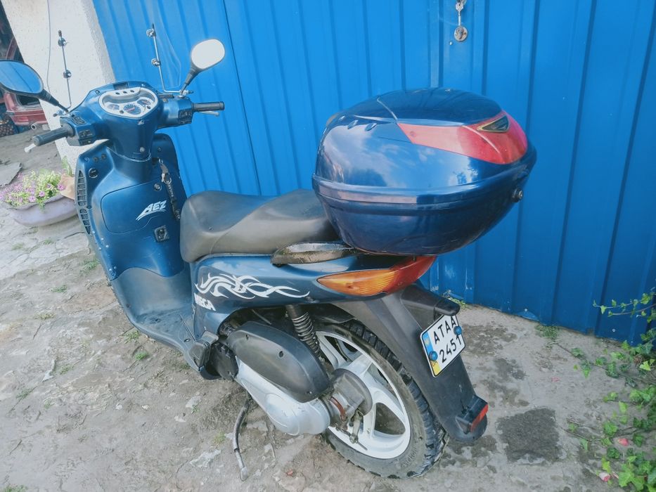 Скутер honda sh150