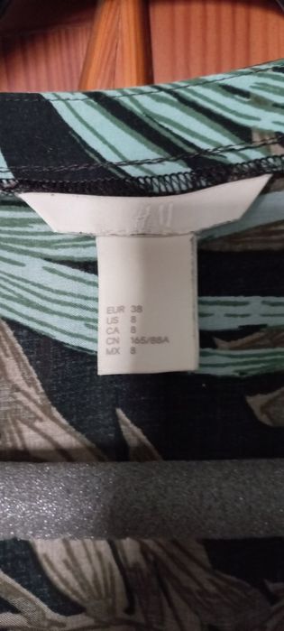 Платье H&M б/у в хорошем состоянии