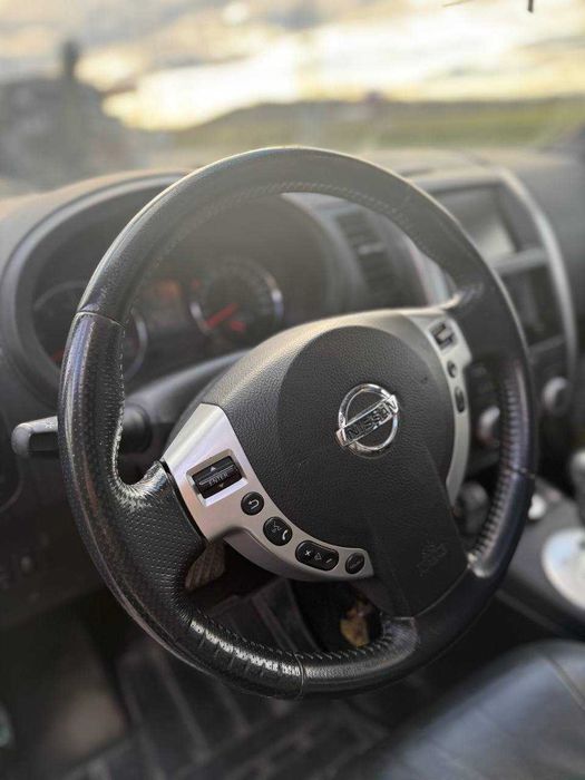 NISSAN X-TRAIL 2.0 Дизель 2011