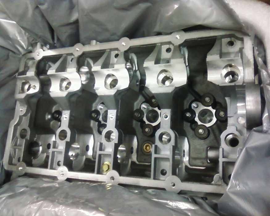 Colaça / cabeça motor nova Peugeot Renault Mitsubishi Toyota Nissan