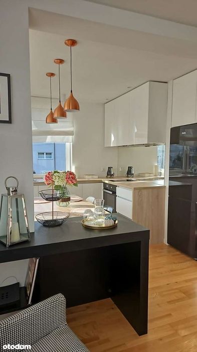 Dwa zarabiające apartamenty 600 m. do morza w Jastrzębiej Górze.