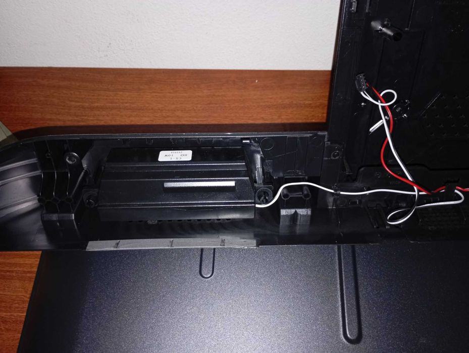 Para peças TVSmart tech 40" led tv  model 40FGO1V Para peças