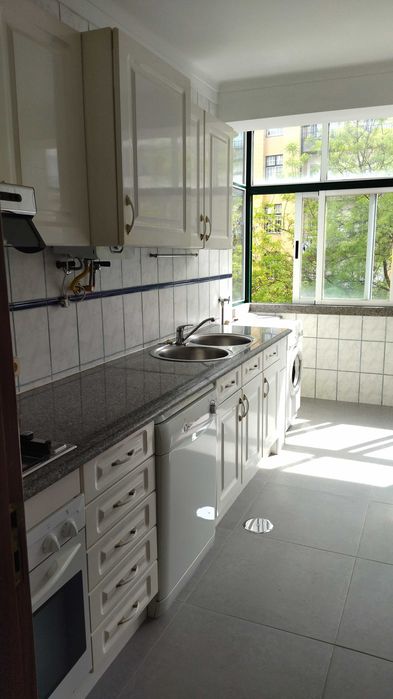Arrendo T2 Viseu Marzovelos