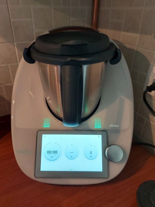 Robô de cozinha Bimby tm6