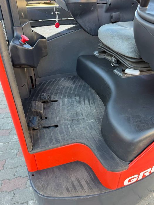Продаємо та здаємо в оренду річтраки Linde R17X-03