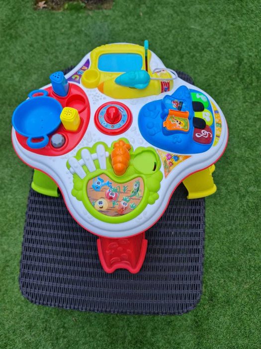 Mesa actividades da chicco 10 euros