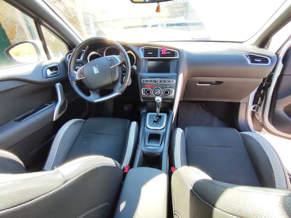 DS4 em excelente estado - Oportunidade