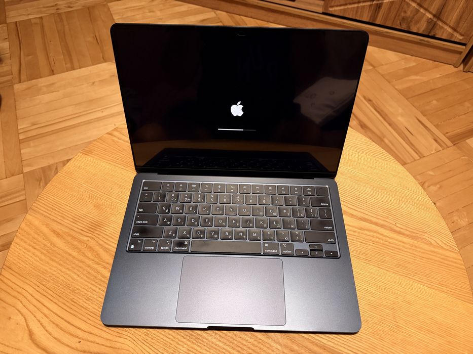 MacBook Air 13 M2 2022 8/512GB Midnight | 379 циклів