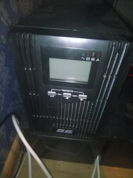 ИБП 2E PS1000L  б/у