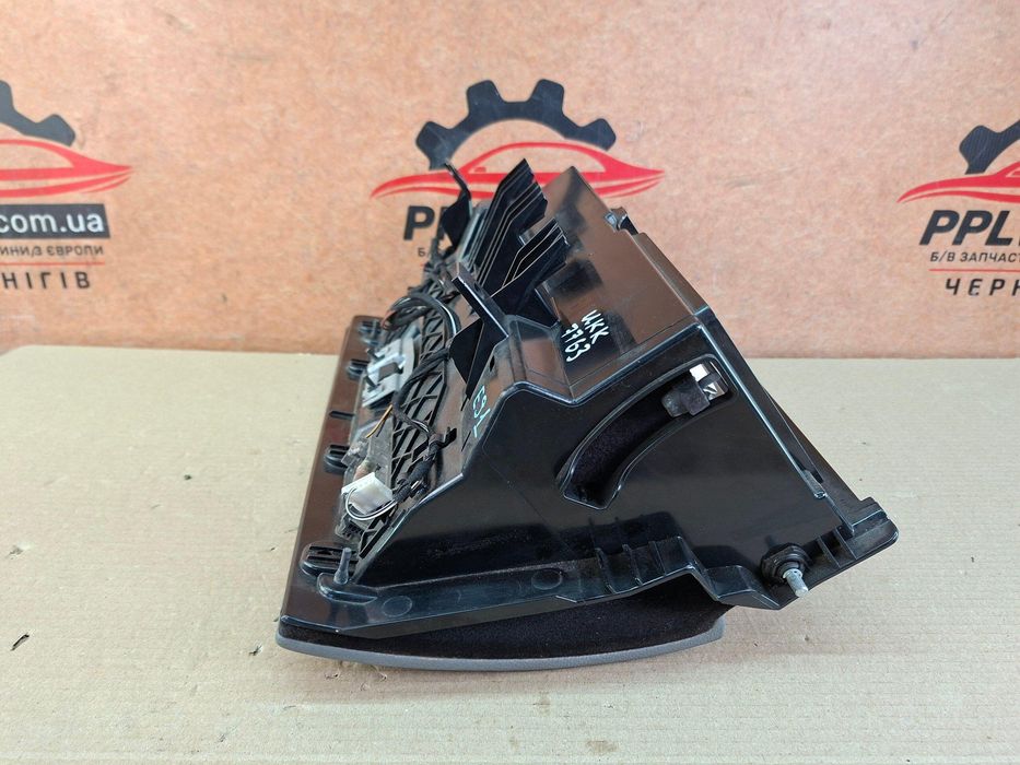BMW 3 E90 E91 04-11 Бардачок вещевой ящик 51167075479 \ 51167120408