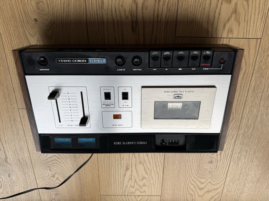 Magnetofon kasetowy Akai GXC-36D