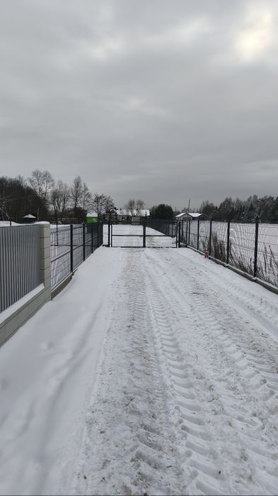 Najem magazyn, kontener 15m2 na działce 3500m2 ogrodzonej utwardzonej