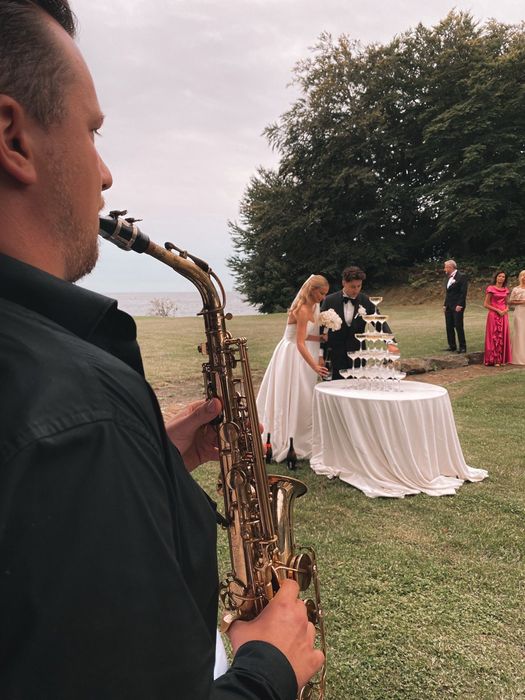 Saksofonista / Muzyk na wesele, firmową imprezę, urodziny, przyjęcie