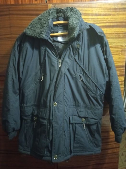 Зимняя мужская куртка