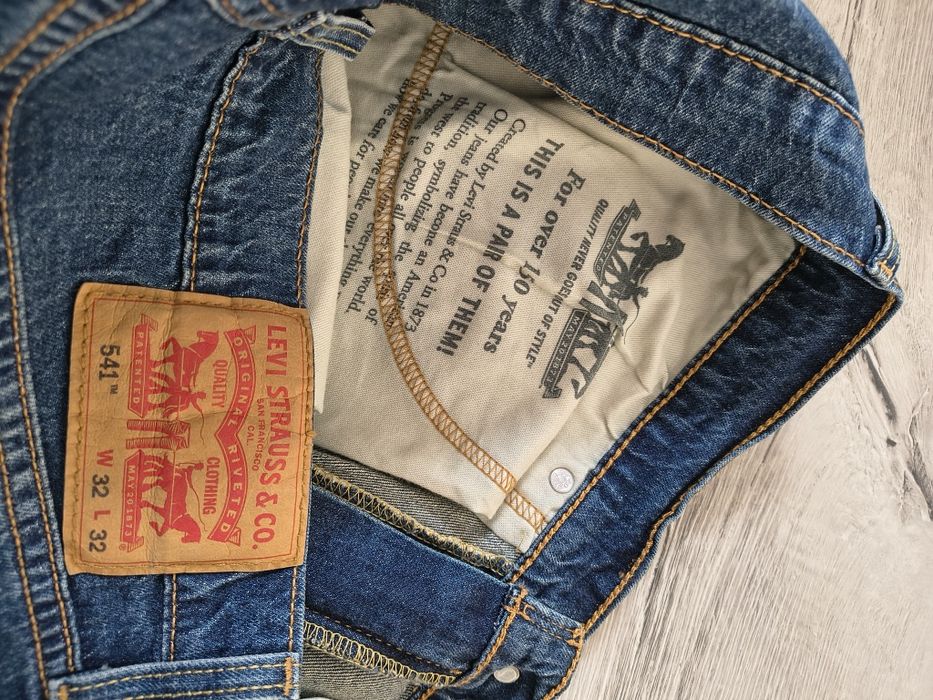 Levi's 541 jeansy W32 L32