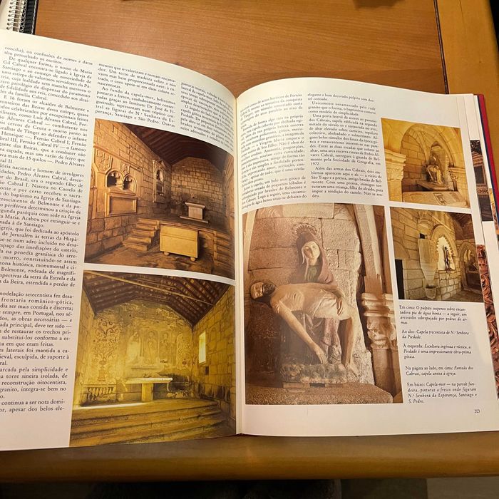 Júlio Gil / Nuno Calvet - As Mais Belas Igrejas de Portugal (2 vols.)