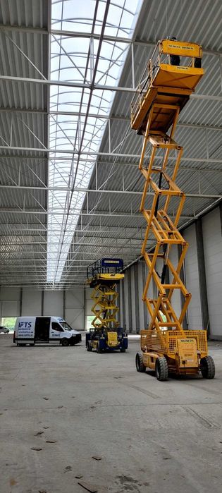 Wynajem podnośników koszowych i nożycowych