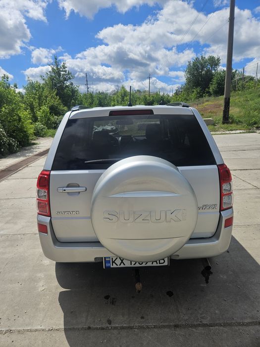 Suzuki Grand Vitara 2.0 бензин 2007 року