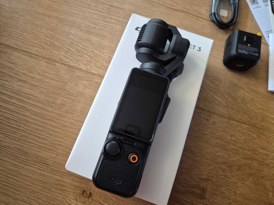Dji Osmo Pocket 3 + 2 mikrofony dji mic mini biały i czarny, komplet jak nowy, GWARANCJA do 09.01.2028