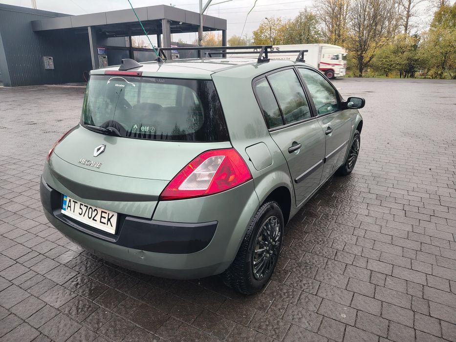 автомобіль Рено Меган 1,4