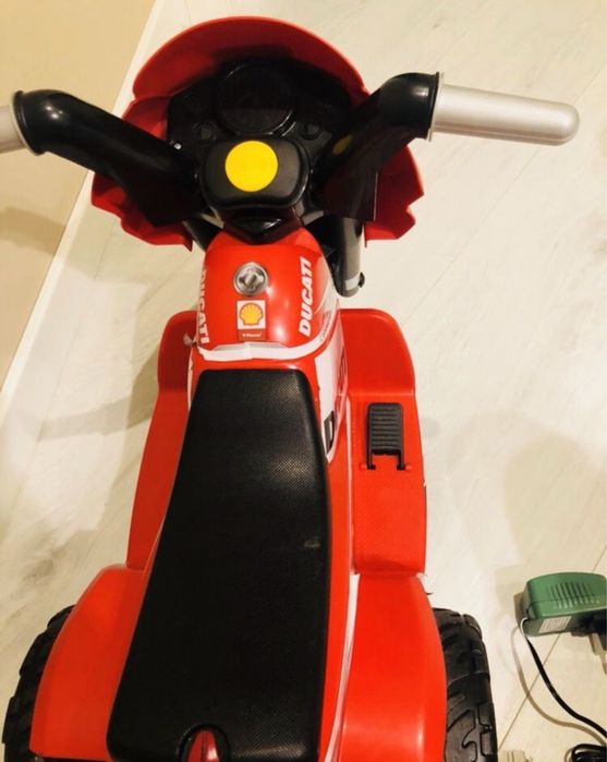 Peg Perego клектромотоцикл дитячий