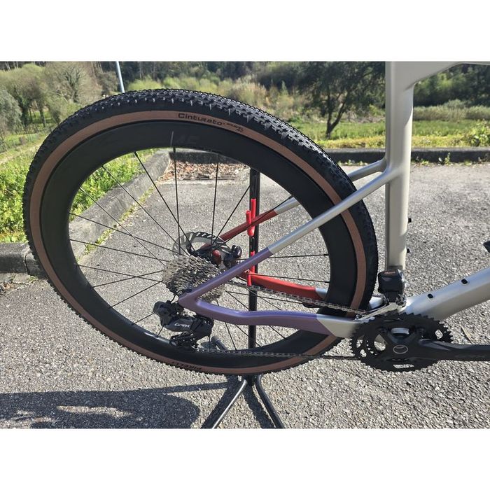 Bh gravel di2 rodas carbono