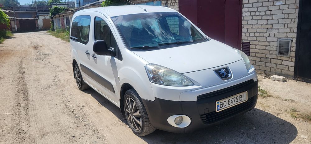 Peugeot partner  2011 1.6hdi