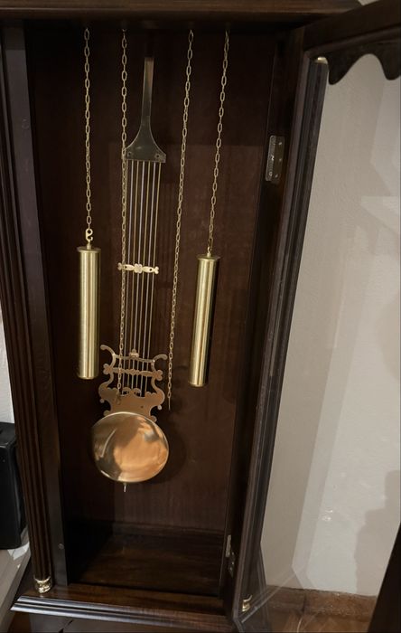 Relogio de coluna Bentima com pendulo, quartzo como novo