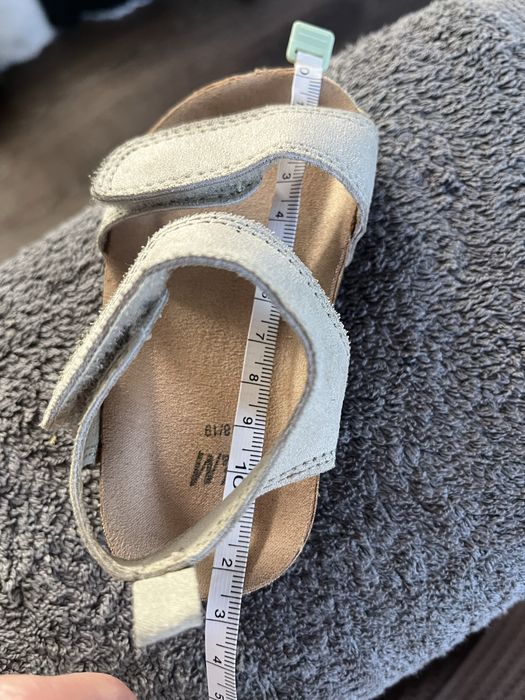 Босоніжки для дівчинки h&m