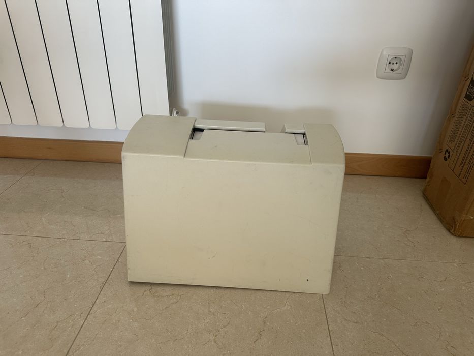 Vendo maquina de costura eletrica