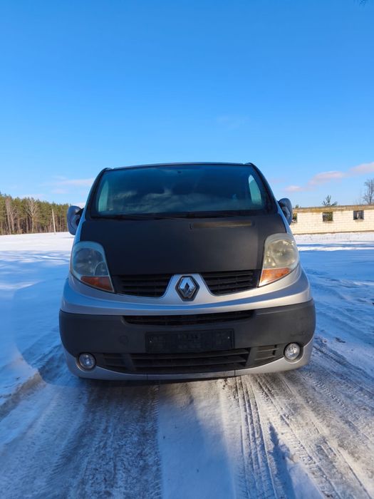 Trafic  2.0 dCi wszyskie czesci blachaedkie i mechan 204 tys km!