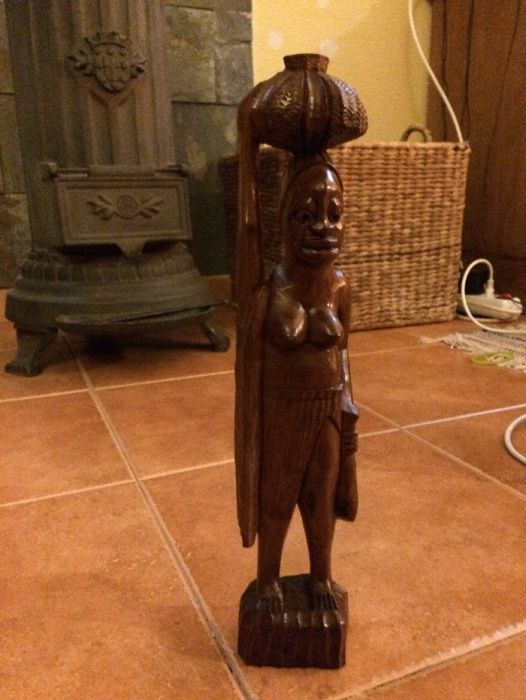 Estatueta Pau Preto