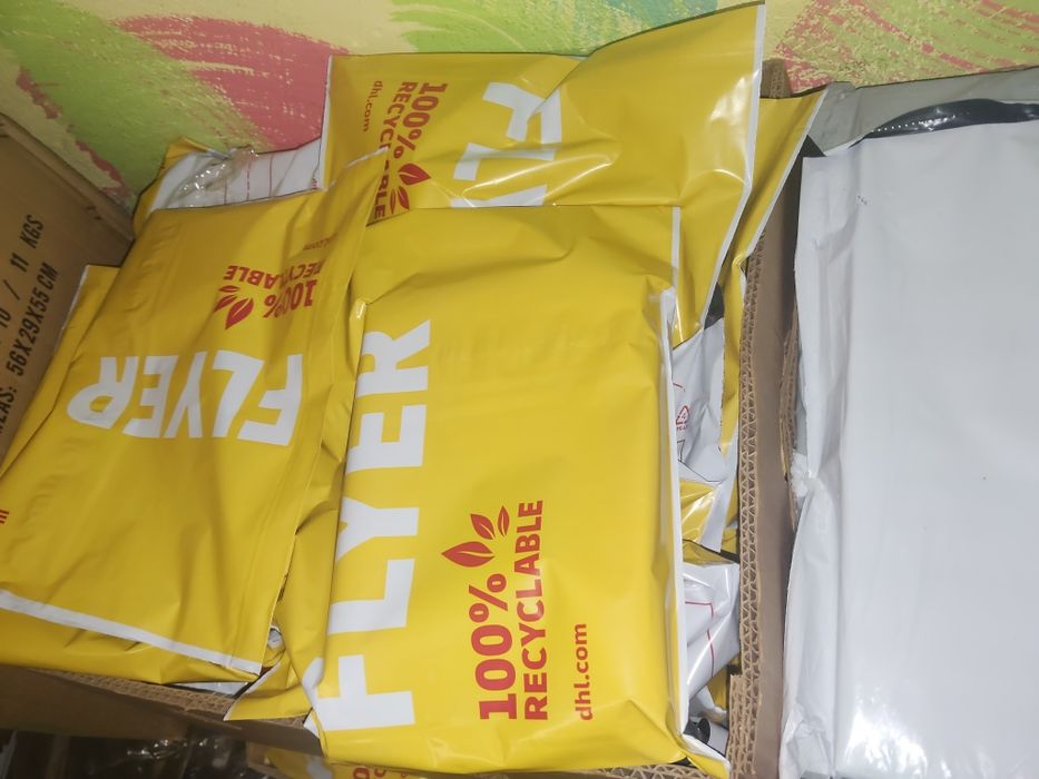 Cały karton paczki niespodzianki