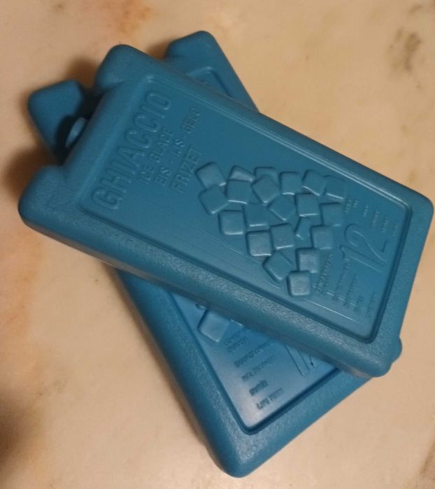 Ice Cubes!442951777723371520