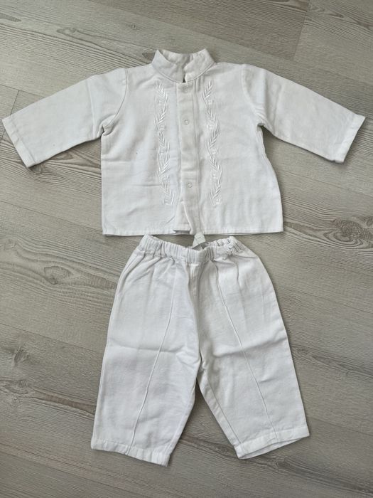 Білосніжний костюм на хрестини/свято, 74 р