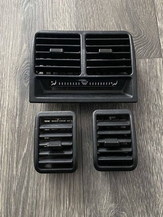 Дефлектор воздуховода Ваз 2110