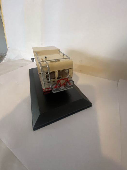 Autocaravana para colecionadores escala 1,43