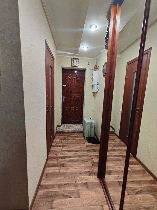 ПРОДАМ 3-ох кімнатну квартиру по вул.Перемоги (Победе)