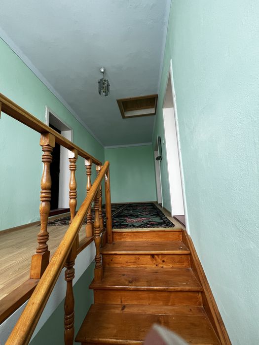 Продам гарний будинок у м. Кіцмань