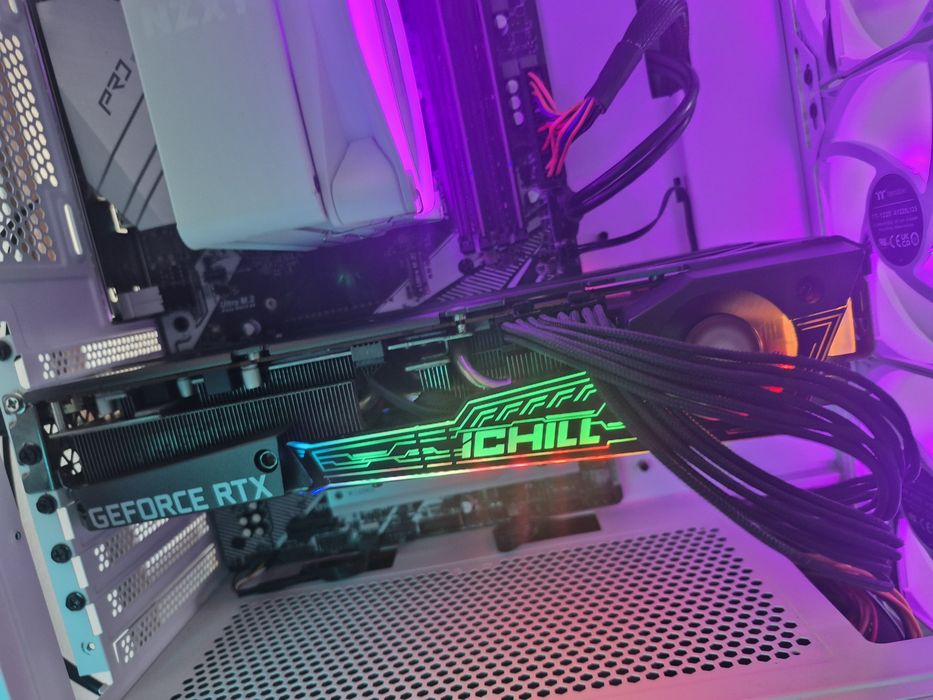 RTX3070 TI 8GB Inno 3D ichill x4 ventoinhas