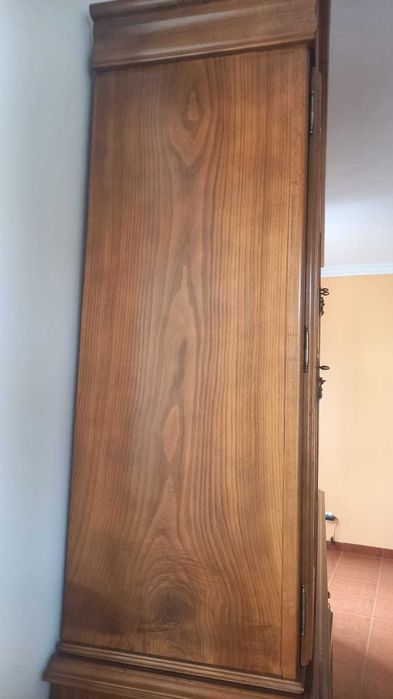 Mobília de sala trabalha em castanho