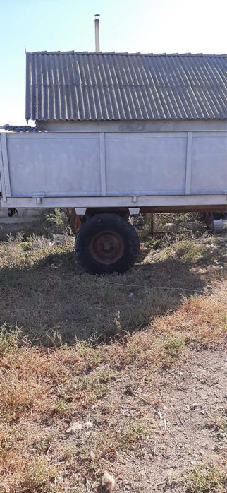 Продам трактор з причепом Т25