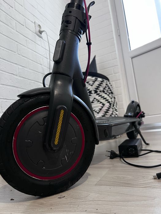 Електросамокат Xiaomi Mi Electric Scooter Pro 2 Black.