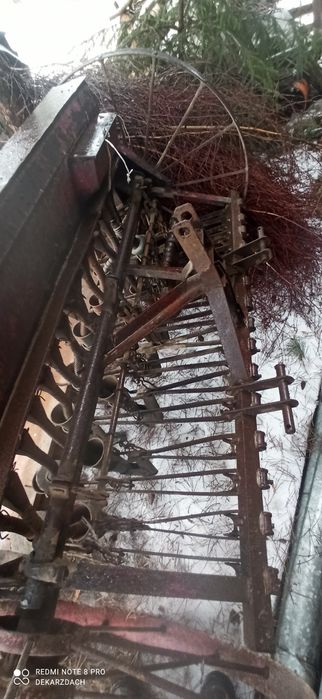 Siewnik zbożowy do siania zboza