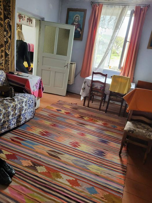 Продаж  будинку з ділянкою