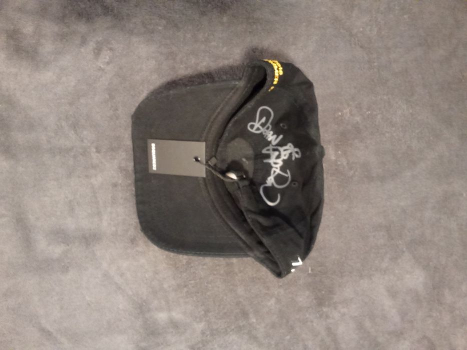 Chapéu dsquared2 Novo!